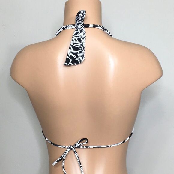 New. Volcom black and white floral bikini top. - Picture 5 of 8